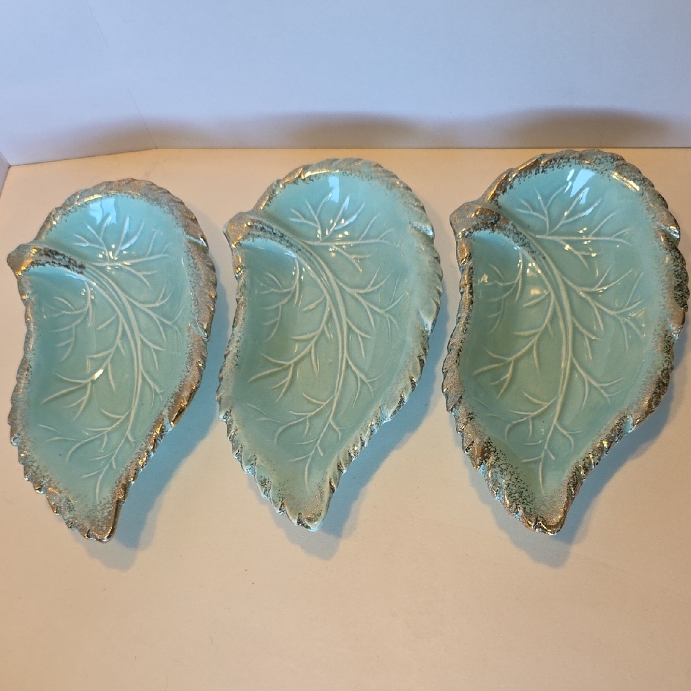 Set Of 3 Vintage Pottery Teal Leaf Bowls With Gold Trim Marked 594 USA